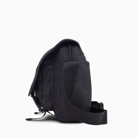 CHUCK TAYLOR MESSENGER BAG-Black